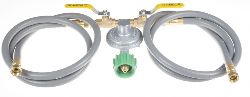 11" WC Low Pressure PRESET propane regulator with (2) UL-approved Ball Valves, (2) 3/8" ID UL approved hose and Green Acme Type 1 Tank Connector